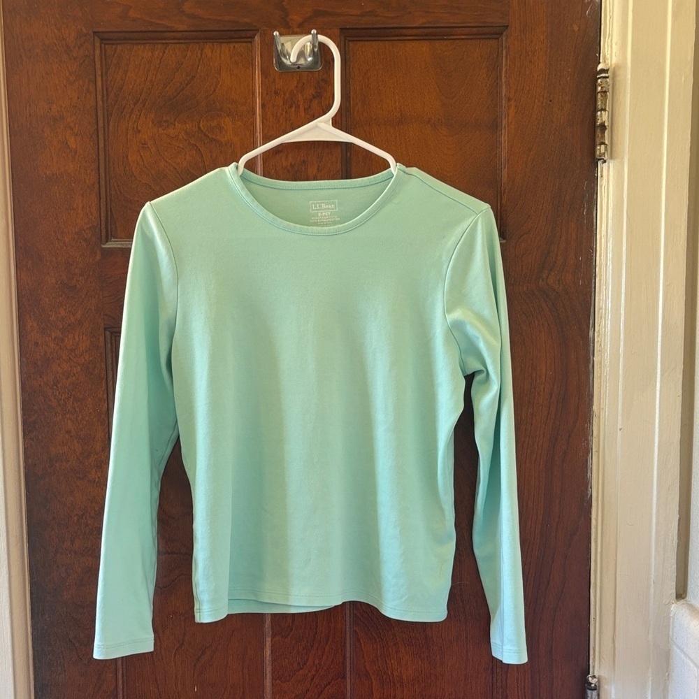 L.L. Bean Mint Green Women's Top